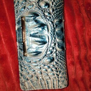 Brahmin wallet